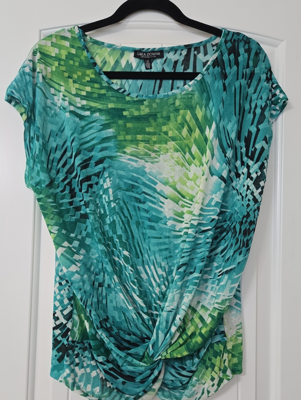 Línea Domani Teal & Green Twist-Front Short Sleeve Top